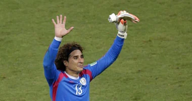 أوتشوا يستعد للمشاركة السادسة على التوالي مع منتخب المكسيك في منافسات كأس العالم القادمة بروح حماسية عالية