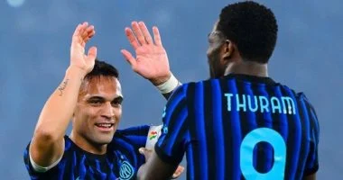 إنتر ميلان يتألق أمام لاتسيو ويسجل هدفين رائعين في الشوط الأول من نهائي كأس إيطاليا المثير