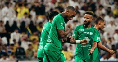 الأهلي يتغلب على التعاون بنتيجة 2-1 في مباراة مثيرة ضمن منافسات الدوري السعودي الممتاز لكرة القدم