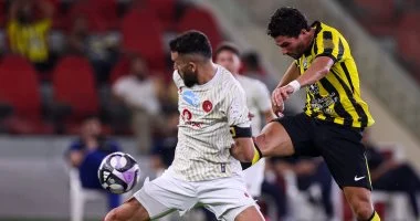 الاتحاد ينتزع انتصارا دراماتيكيا على ضمك بفضل هدف قاتل من البيشي في أجواء مثيرة بالدوري السعودي