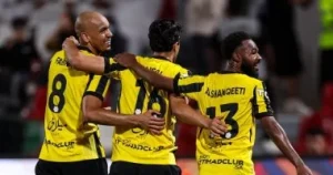العميد يحقق فوزا مقنعا على الاتحاد بثلاثة أهداف مقابل هدف بمشاركة كوكا في الدوري السعودي
