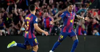 برشلونة يتوجه لملاقاة ألافيس في أجواء احتفالية مبهجة بعد الفوز المستحق بلقب الدوري الإسباني