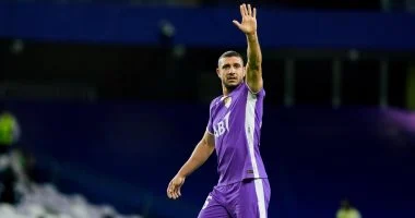 رامي ربيعة يقود العين لتحقيق انتصار ساحق على الظفرة بخمسة أهداف في مسيرة البطل الذهبي المثيرة