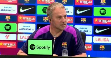 فليك يؤكد أهمية الكلاسيكو بين برشلونة والريال ويعبر عن ثقته في السيطرة على غرفة الملابس بأسلوب مميز